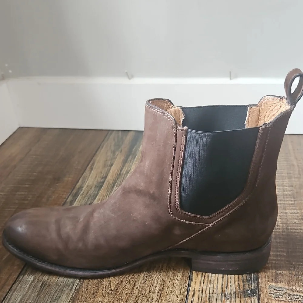 Elegant J.D. Fisk Chelsea Low Boy Men's Quality Brown Leather‎ Boots